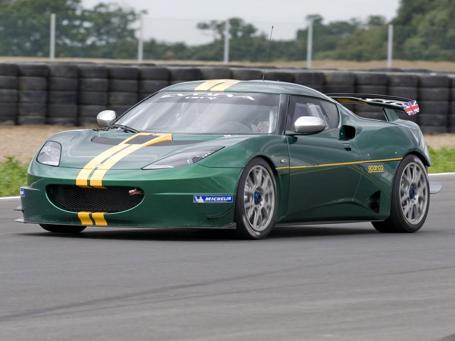  Lotus Evora GT4 2010 года  (фото 2 из 7)
